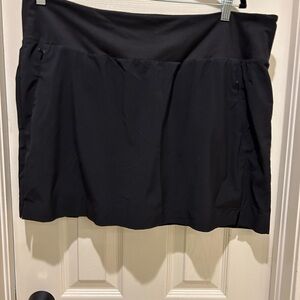 Athleta Black Soho Skort sz 18